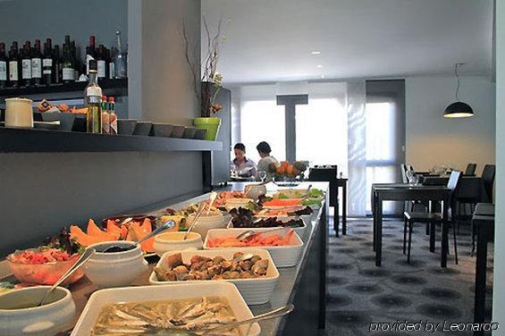Brit Hotel Lorient Le Kerotel Ресторан фото